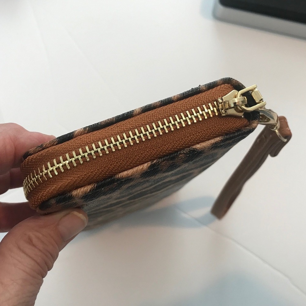 Leopard Print Wristlet Wallet Zip Around Organizer Brown Tan - Picture 7 of 7